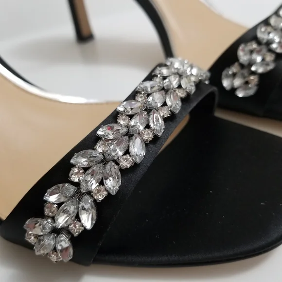 🆕️⬇️Jewel Badgley Mischka Patsy Strappy Crystal Embellished Heel - Picture 13 of 16